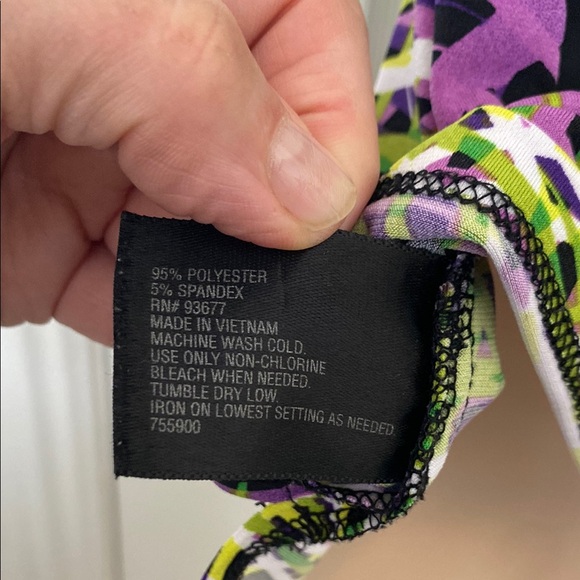 Worthington Women's Multicolor Abstract Sleeveless Top - Picture 6 of 8